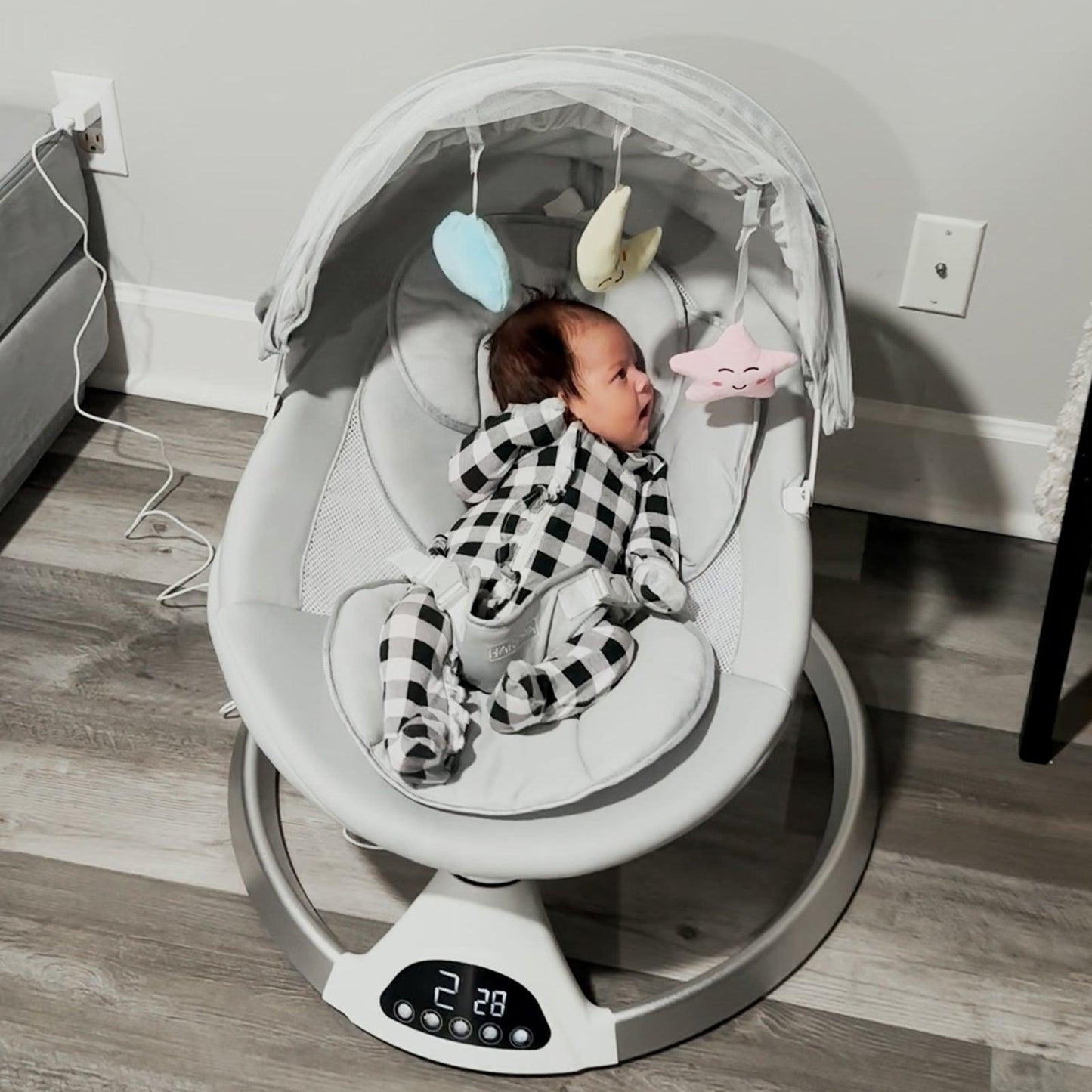 Weddell | Electric Baby Swing