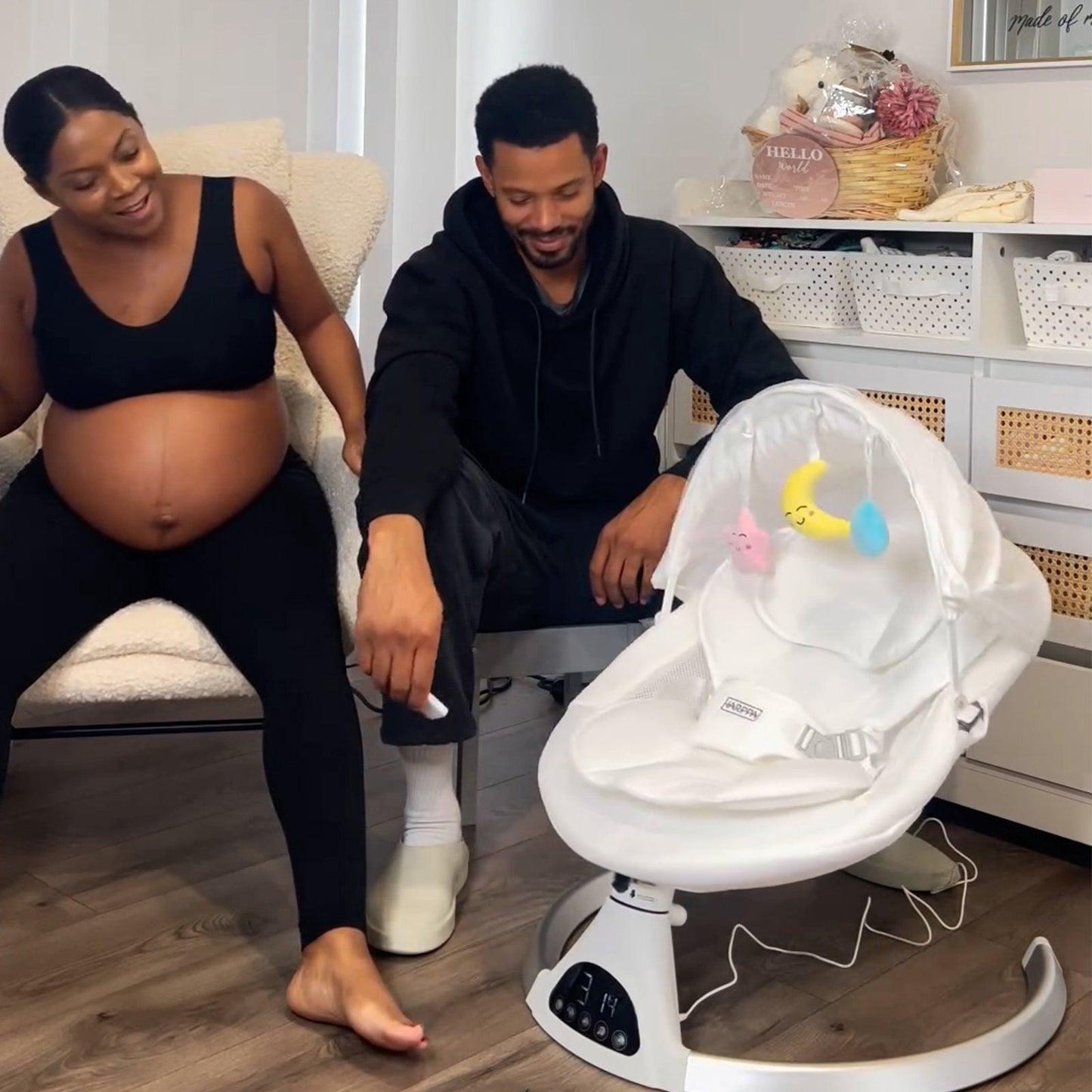 Weddell | Electric Baby Swing